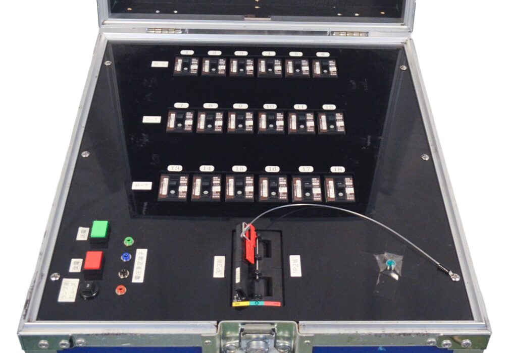 20D電源BOX 3相/単相（18口）【青】